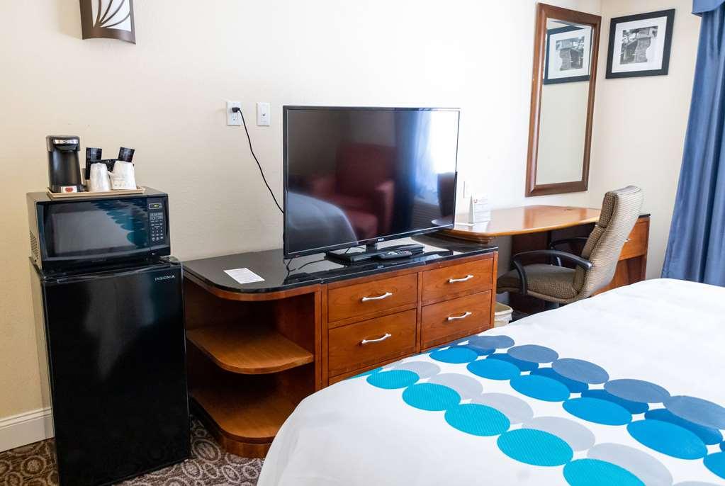 Hotel Baymont By Wyndham College Park Atlanta Airport South Habitación foto