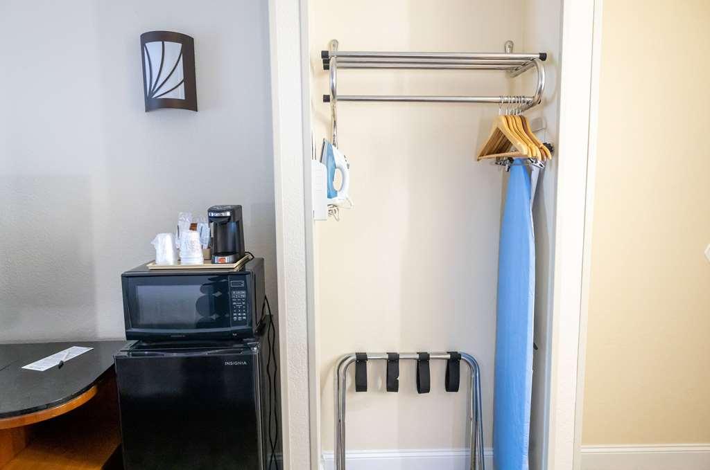 Hotel Baymont By Wyndham College Park Atlanta Airport South Habitación foto