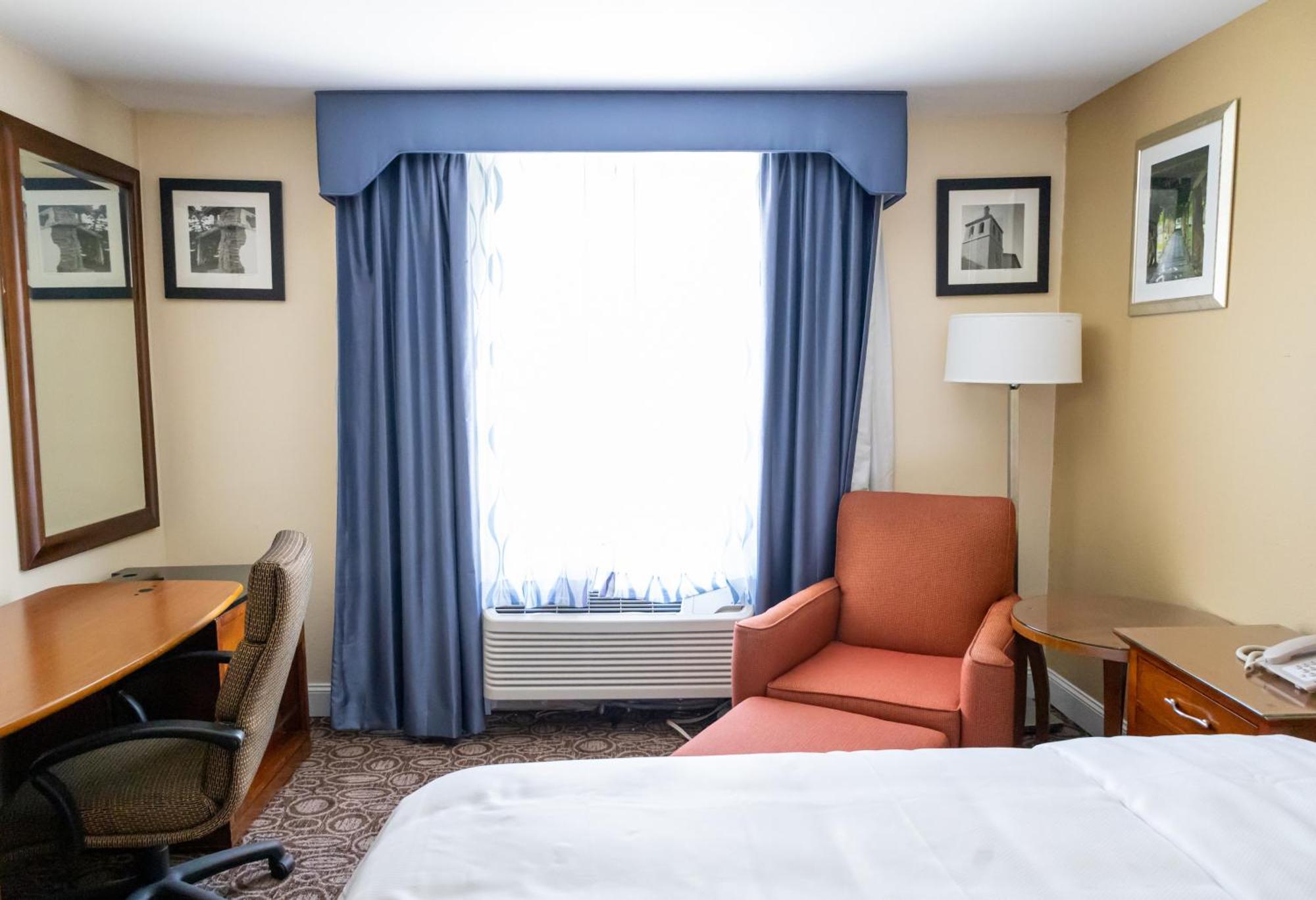 Hotel Baymont By Wyndham College Park Atlanta Airport South Exterior foto